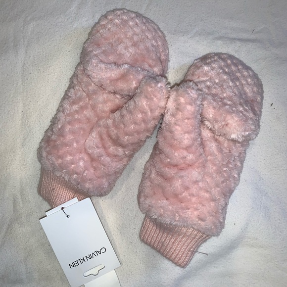 Pink Calvin Klein convertible mittens - Picture 6 of 7